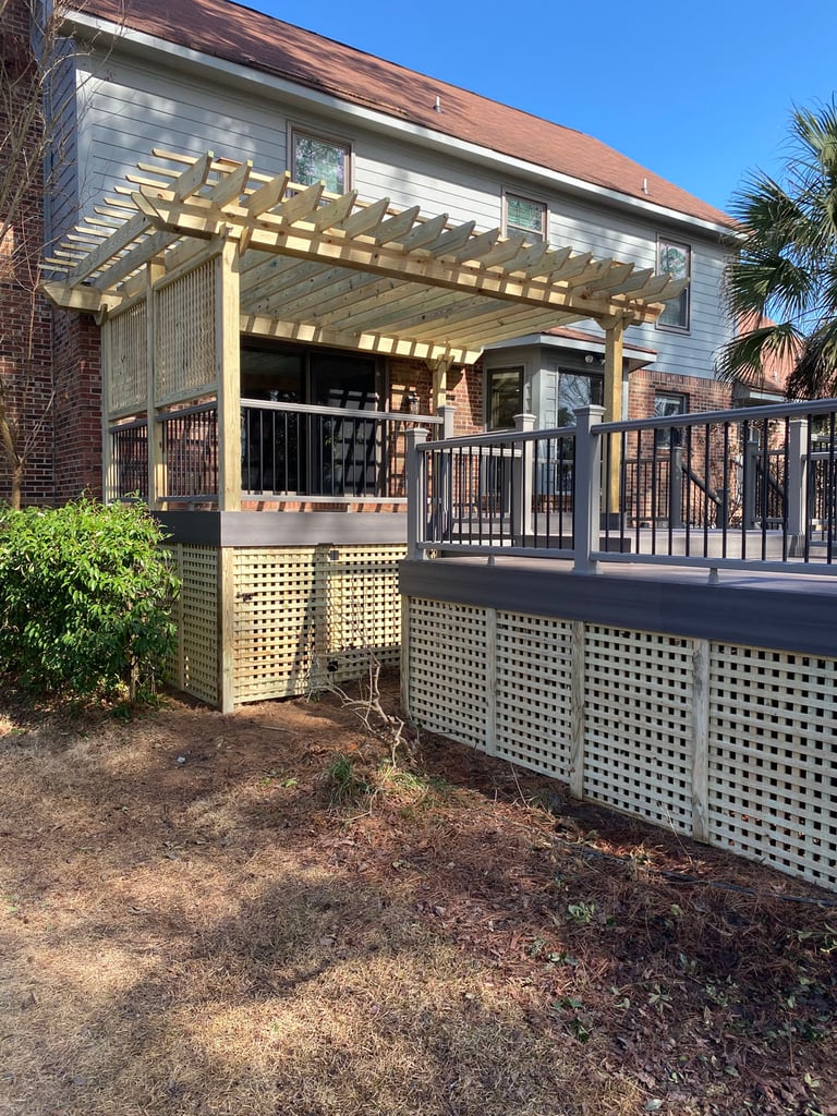 Deck with pergola