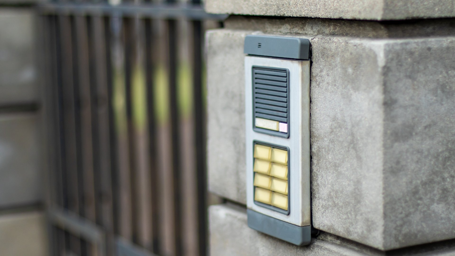 what are the differences between wired and wireless intercom systems for apartments in ny