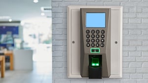 doors with fingerprint locks (4)