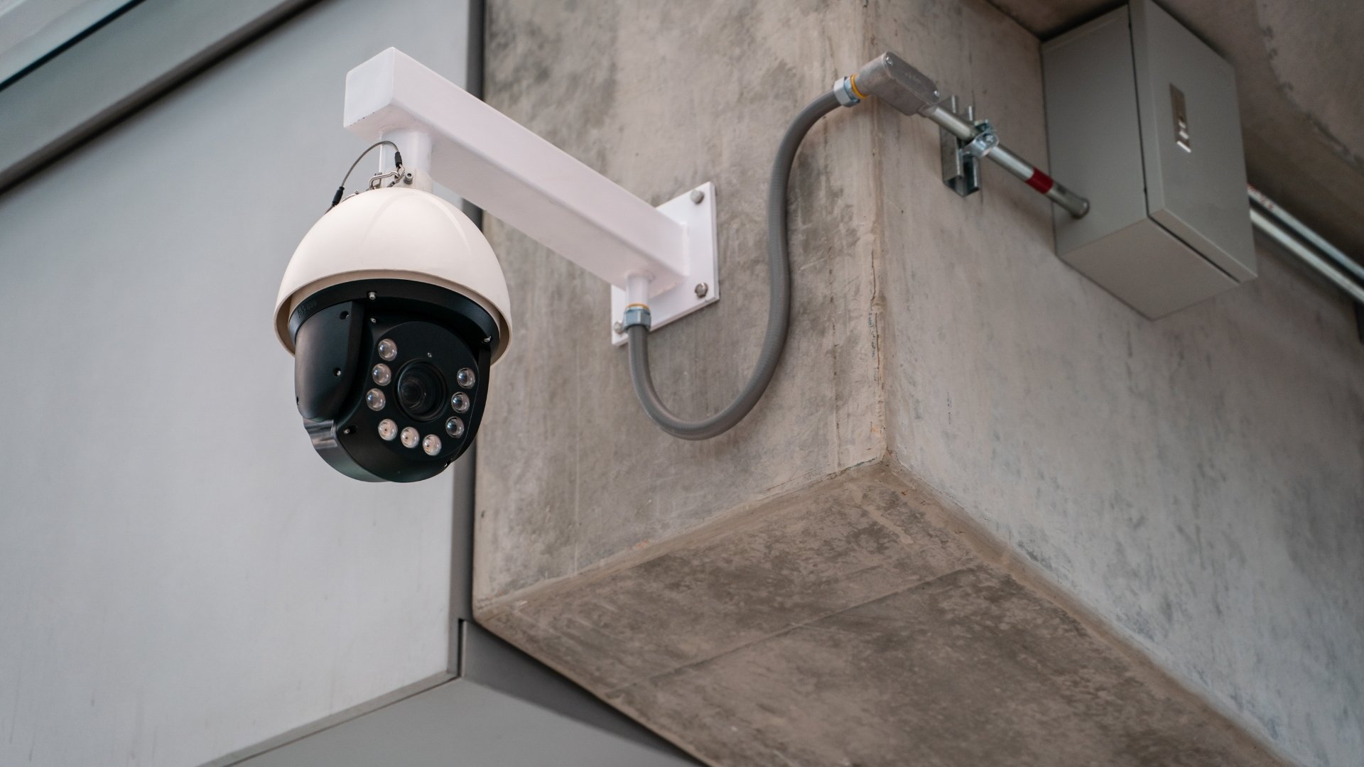 why do modern security cameras use digital signals instead of analog nyc