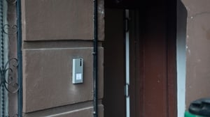 door buzzer not working in winter nyc