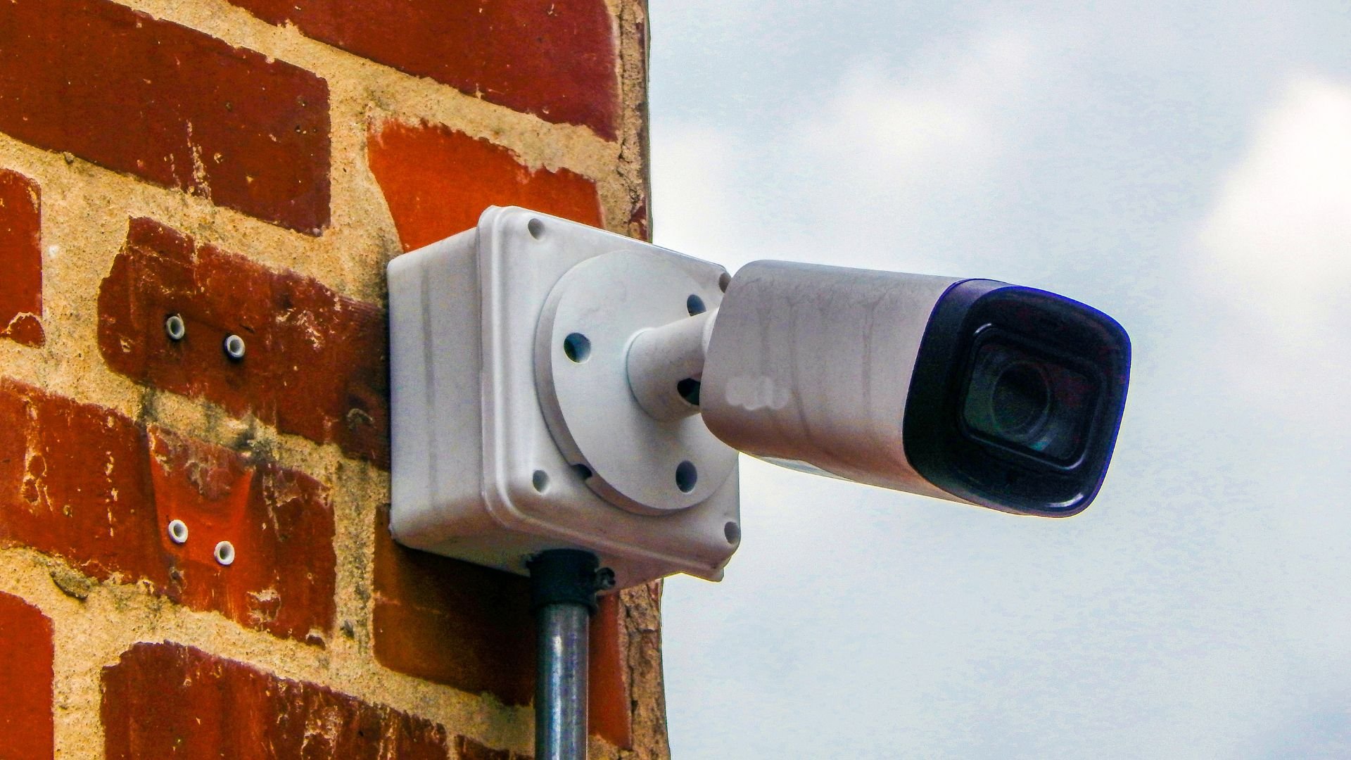 do security cameras need internet nyc