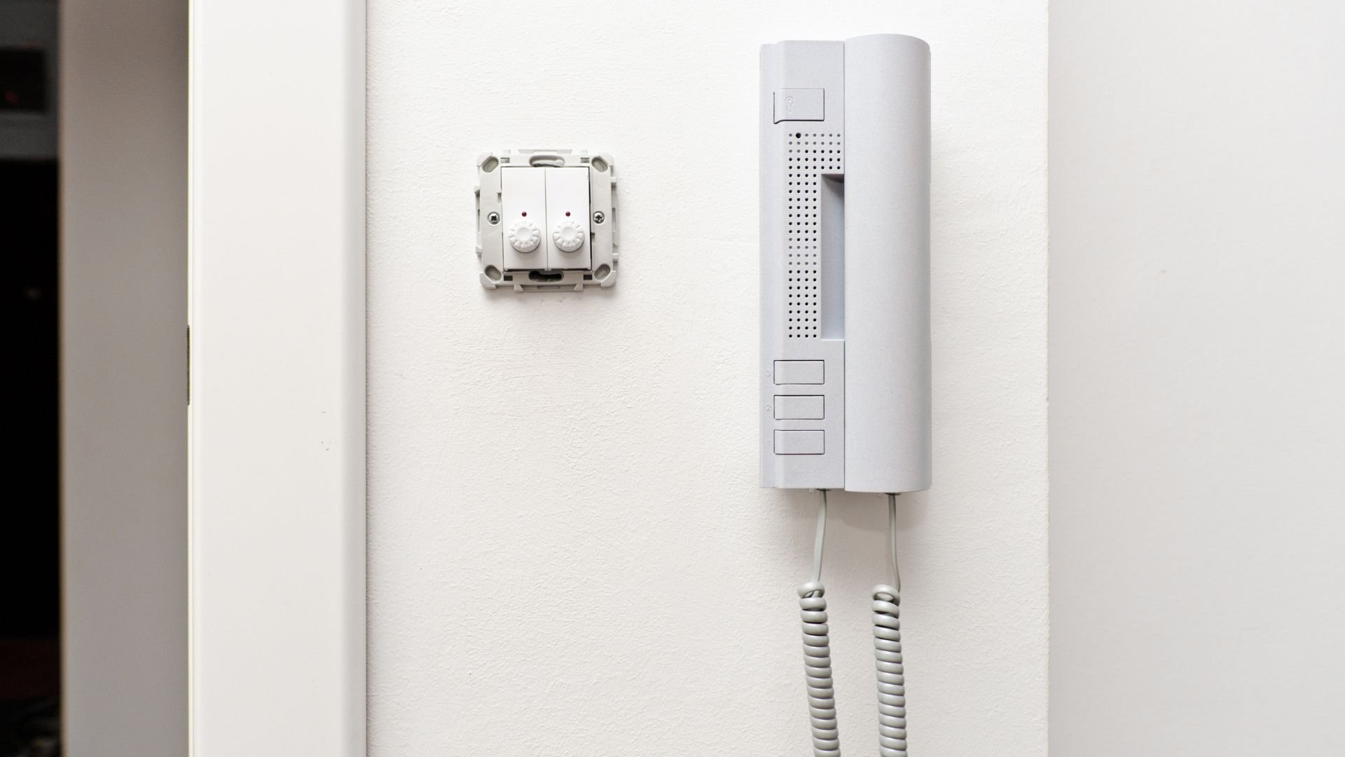 how to install aiphone intercom in queens