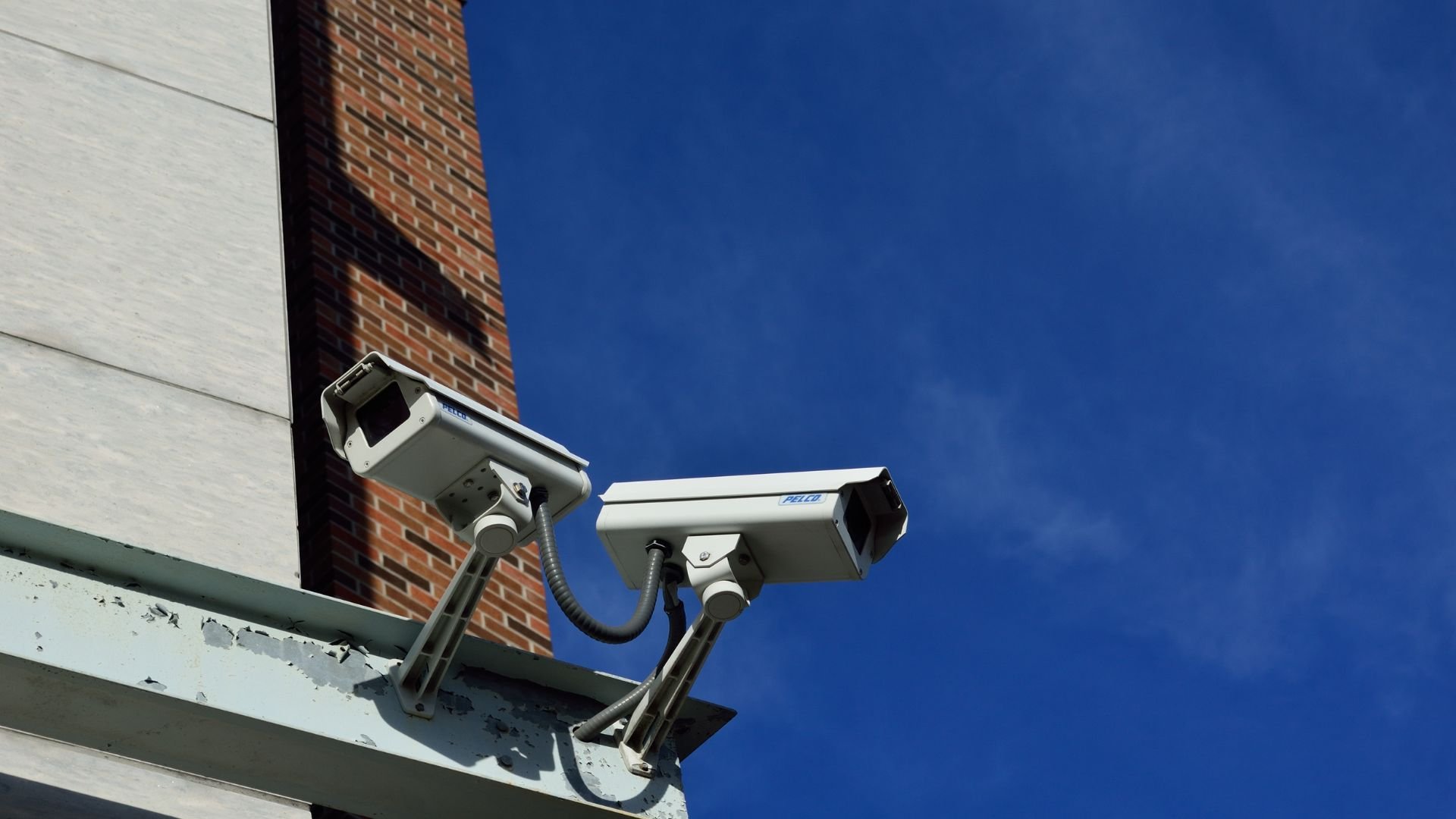 how to install video surveillance cameras manhattan