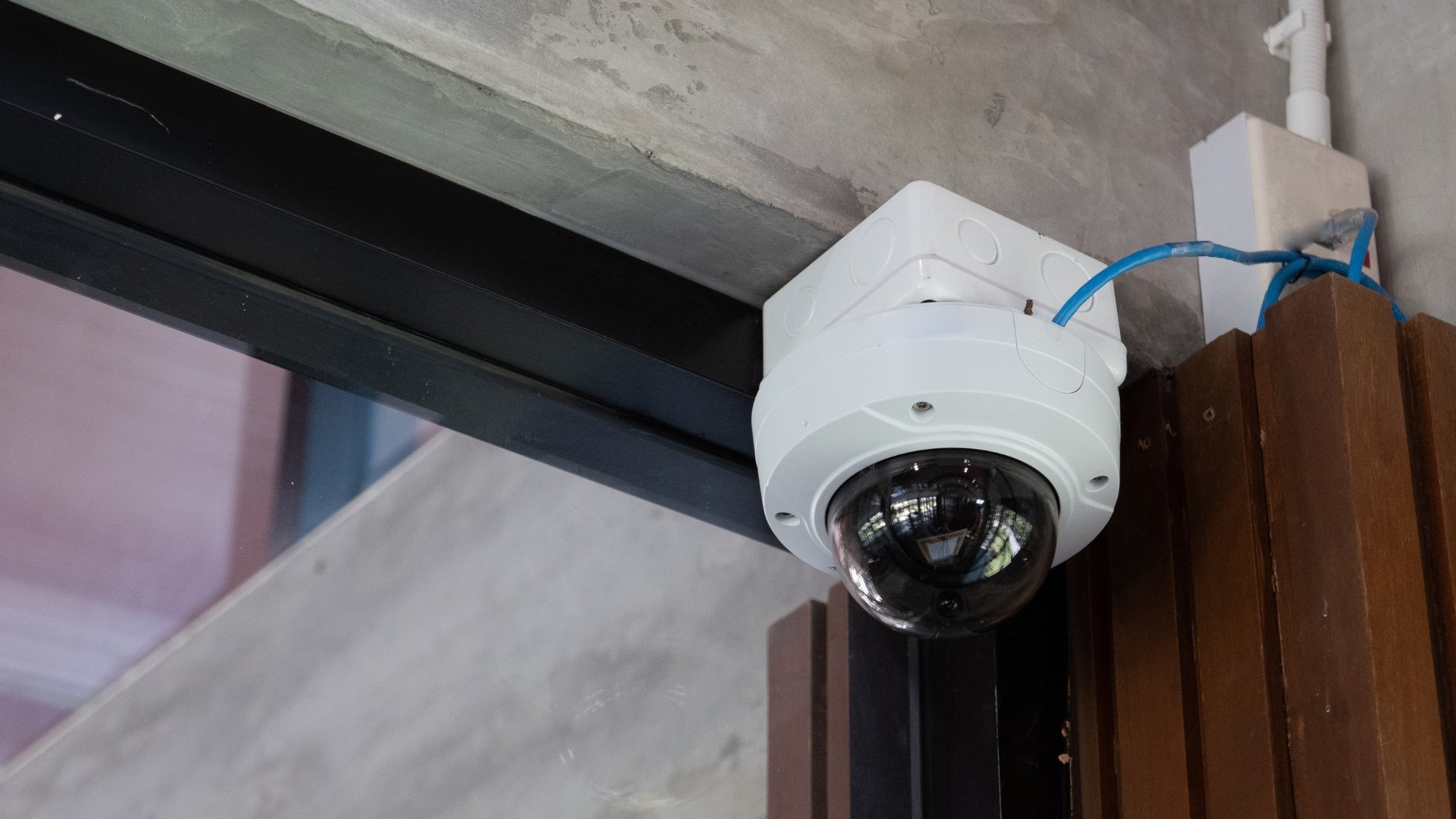 how to install home security camera system new york city