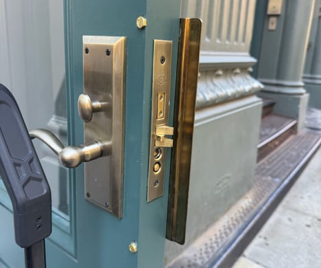 assa abloy baldwin commercial door lock handle manhattan