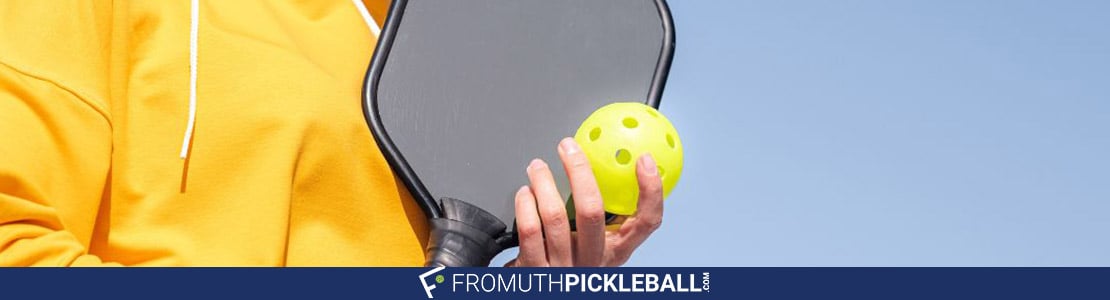 Standard vs. Elongated Pickleball Paddles: Which To Choose? blog post cover image
