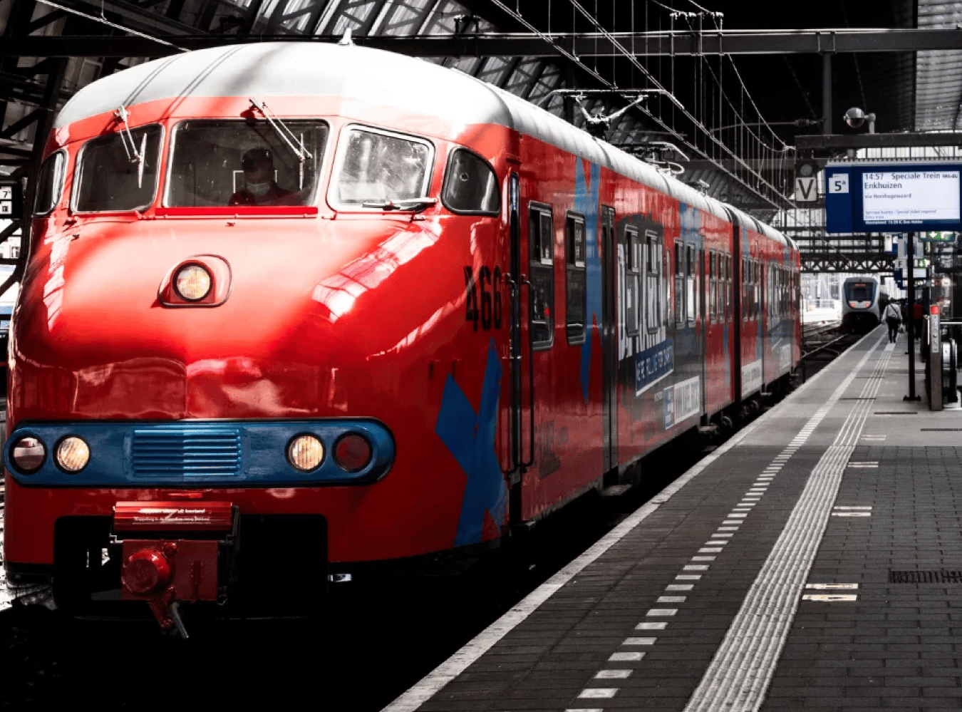 交通: Karel財団、鉄道向けにPeplinkを導入