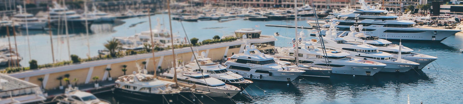   Luxury Super Yachts  