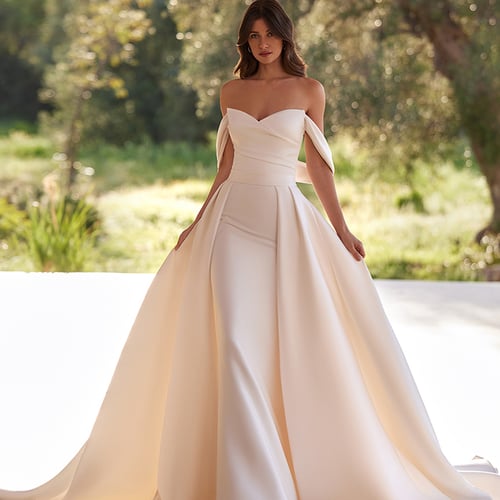 Przewodnik po Sukniach Ślubnych 2025-2026: Co Warto Wiedzieć przed Wyjątkowym Dniem