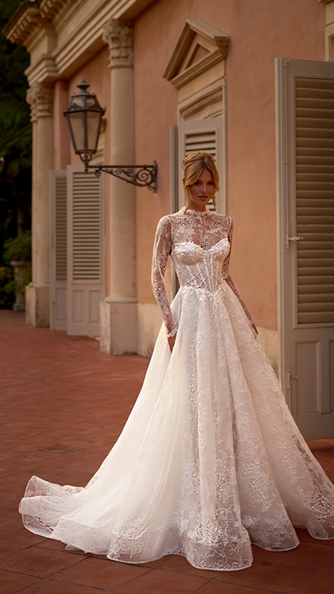 Lauren Fashion - LAZURINA1.jpg