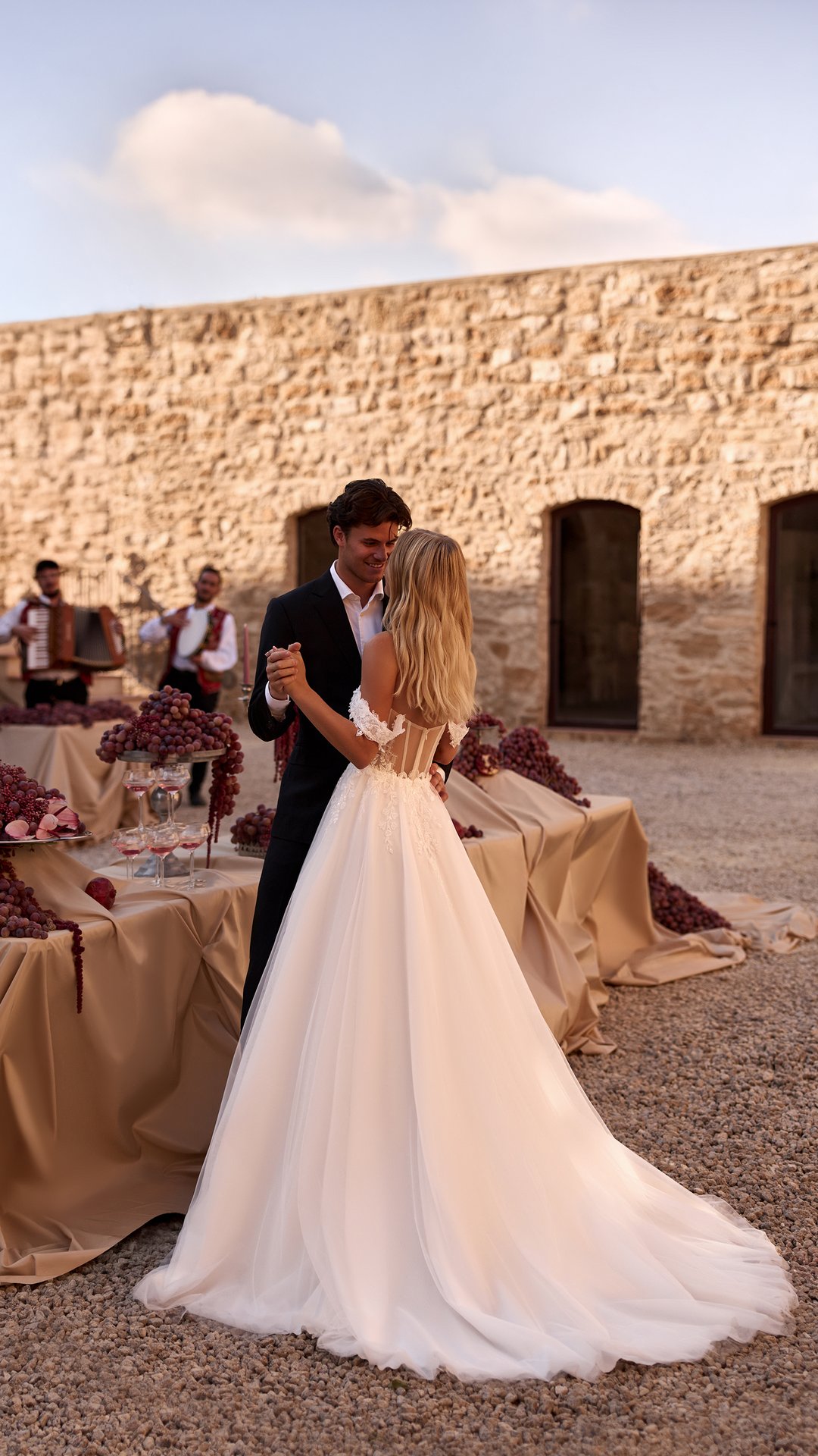 Lauren Fashion - product_165_pl1m45lyh5kruw3g9nkx449j.jpg