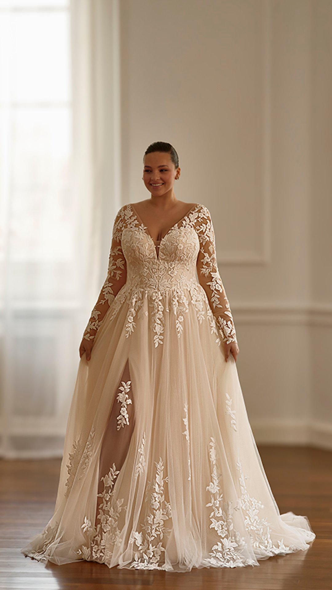 Lauren Fashion - ASTONIA1.jpg
