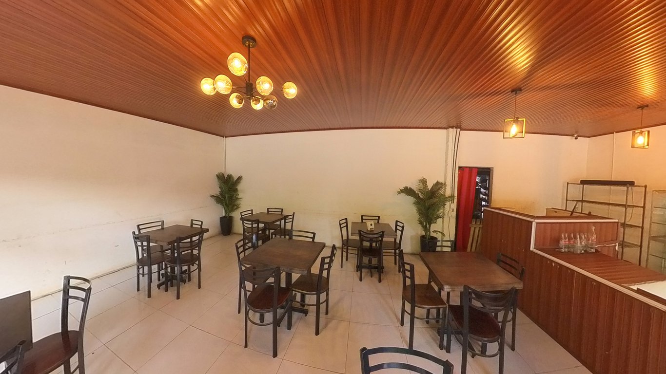 asados la brocha - inside