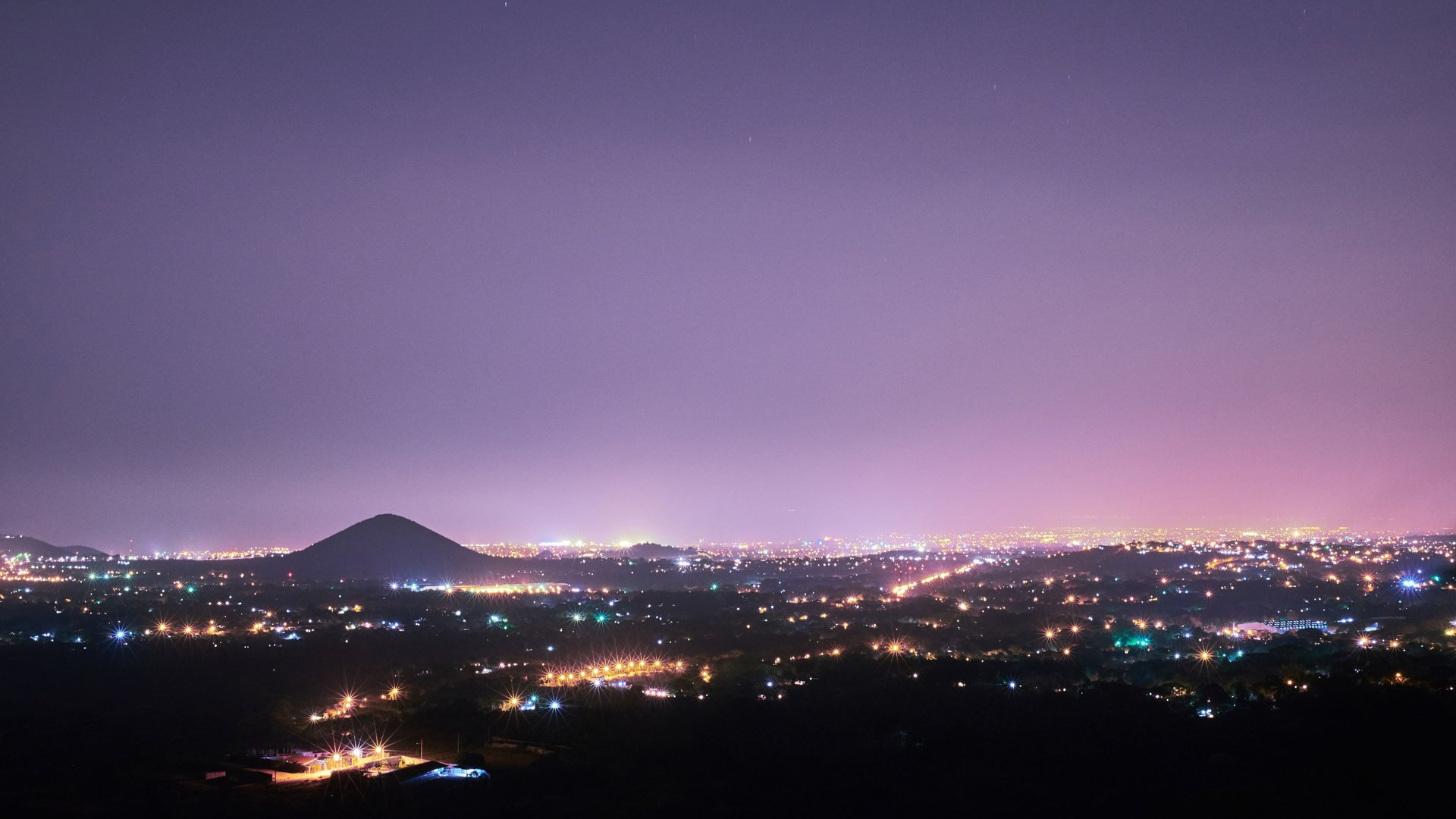 Vista Managua de Noche