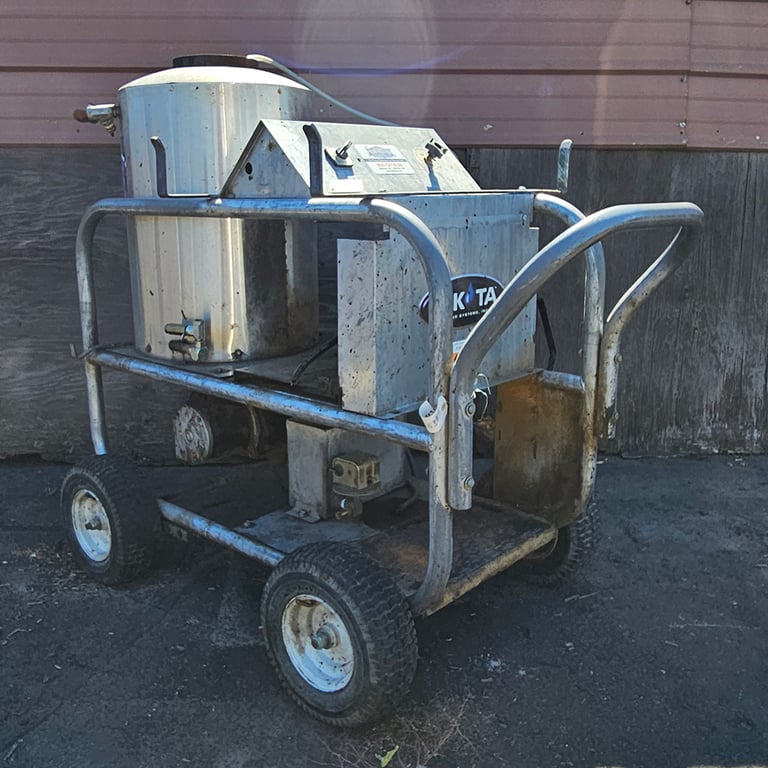 Junk-Machine-3.jpg