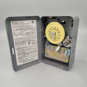 7-Day/24-Hour Model T173 Single-Channel Timer - 8.713-631.0
