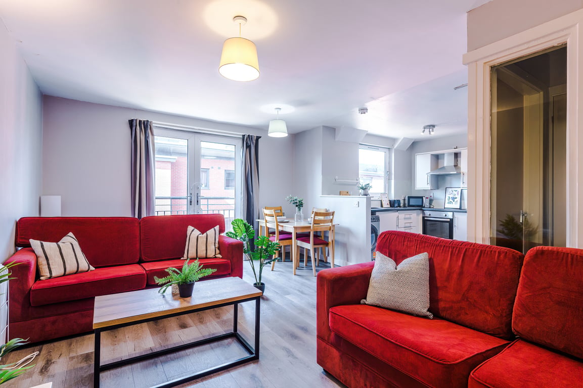 Flat 18, Mayfair Court
