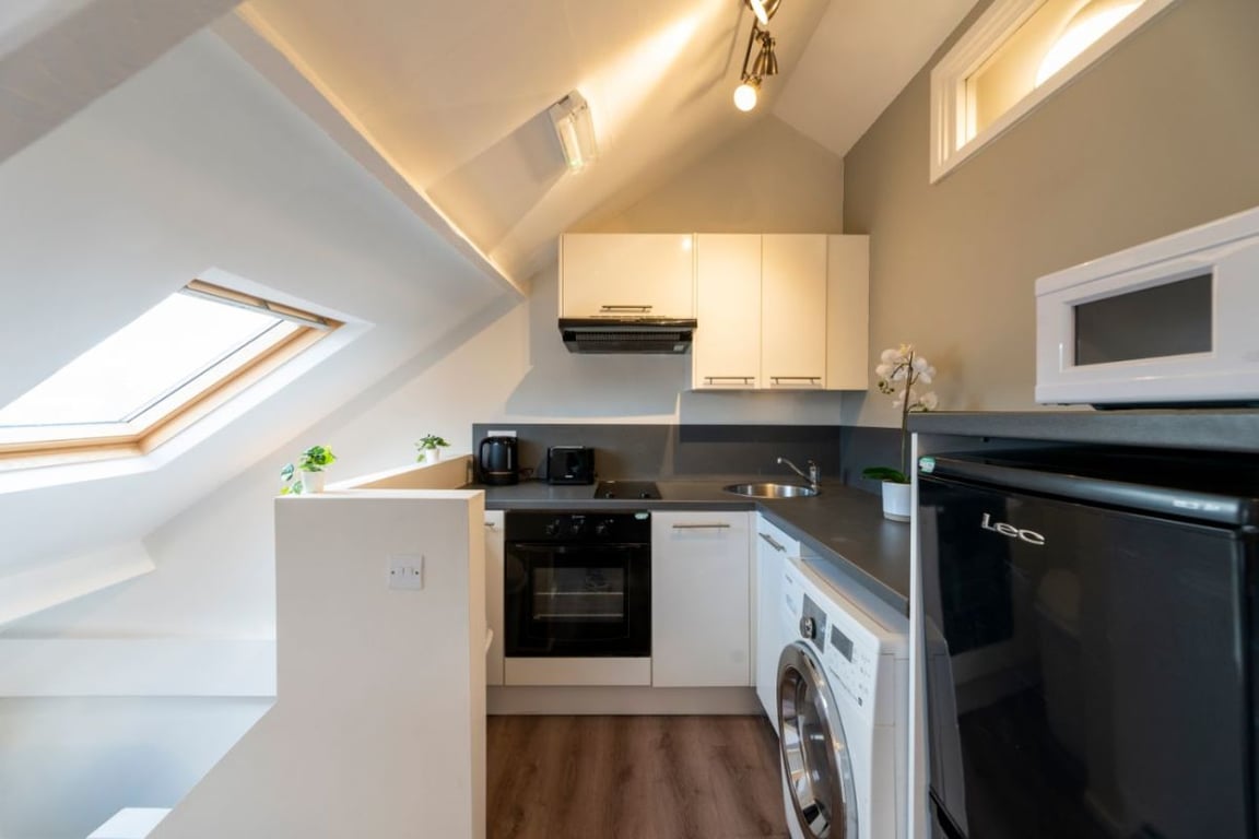 Flat 5 29 Trewhitt Road