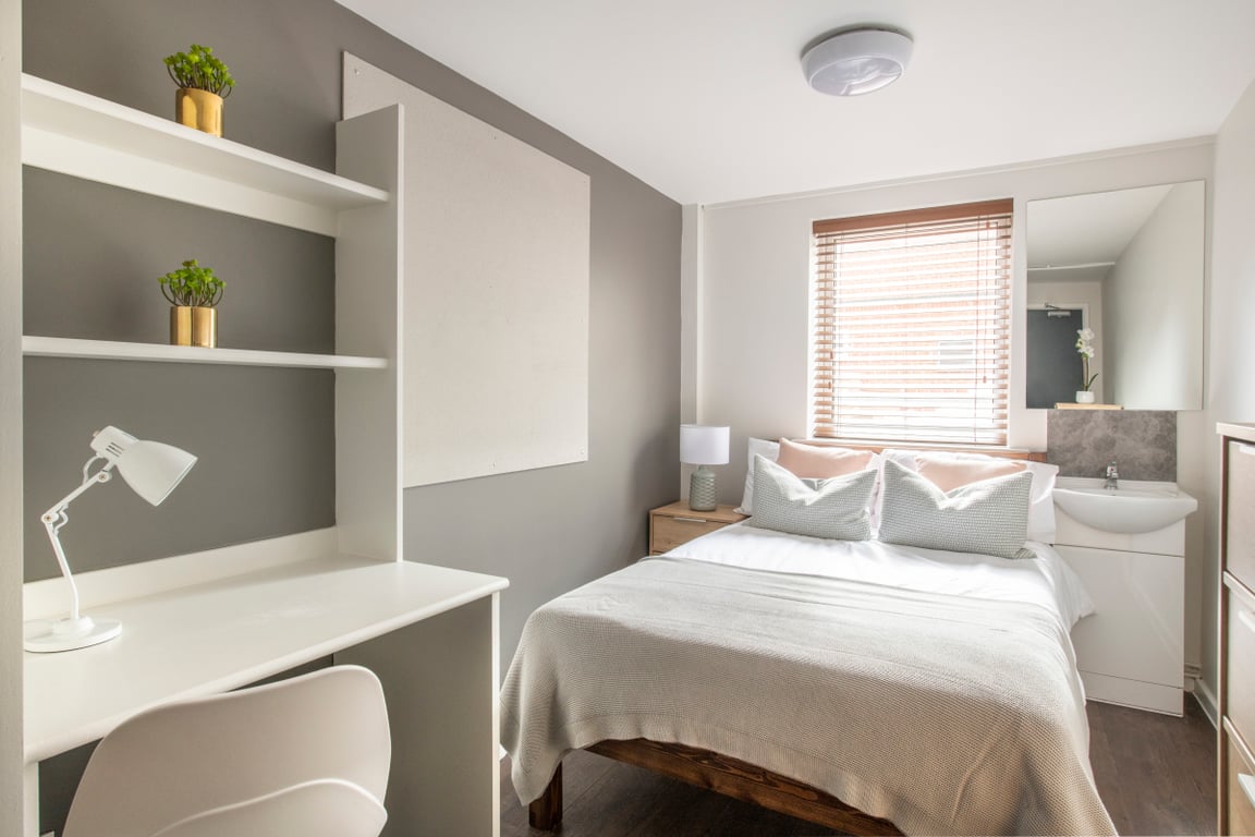 Flat 1, 4 Rob Roy House