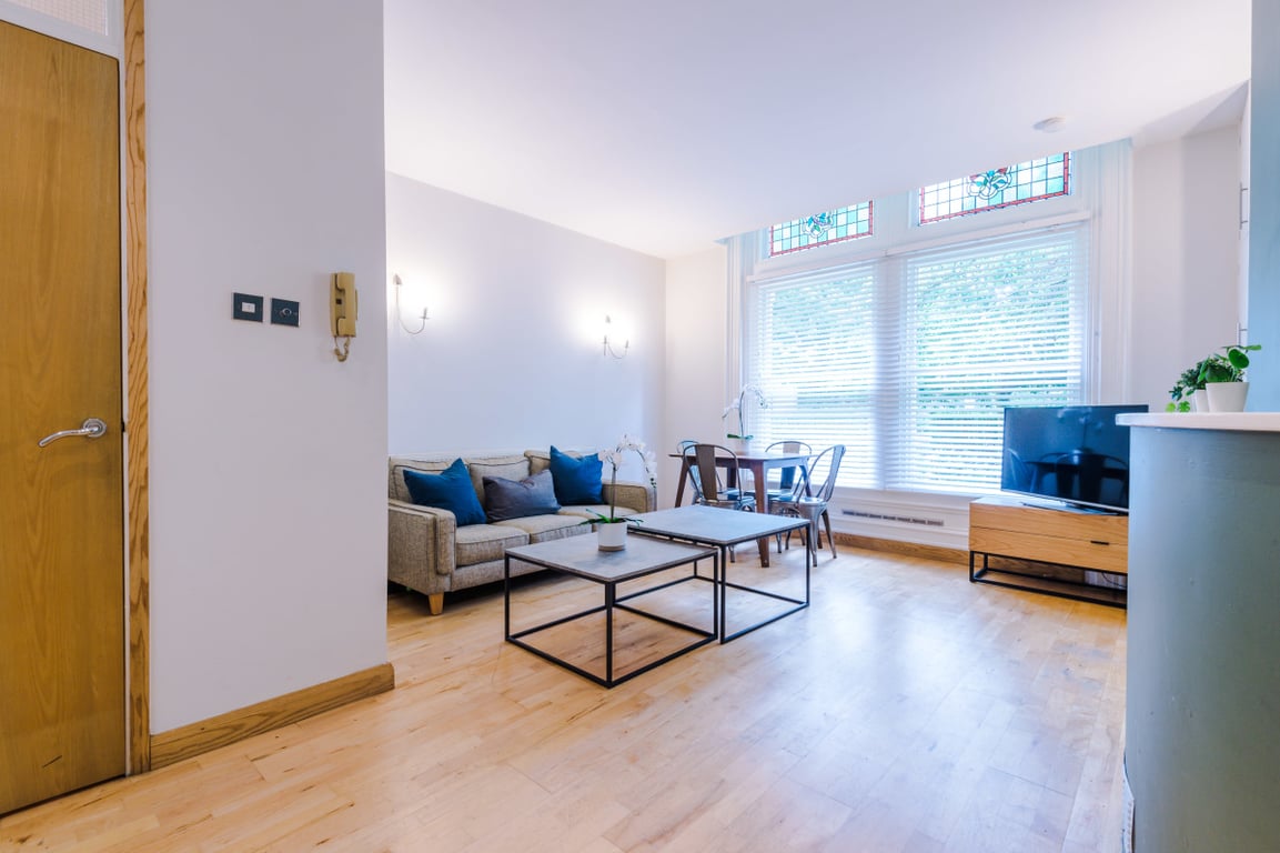 Flat 1, 2 Osborne Avenue