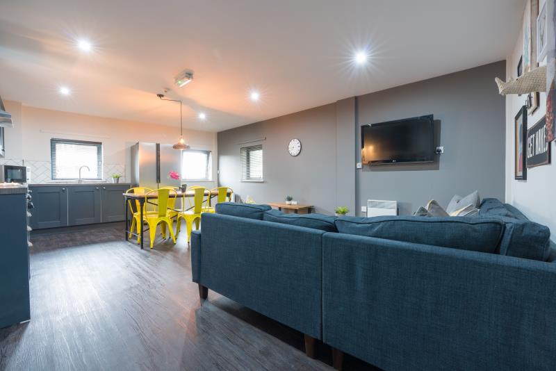 Flat 4, Byron Lofts