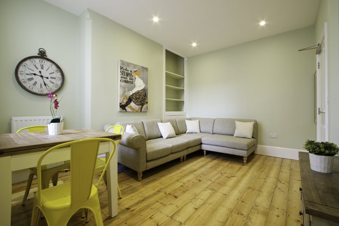 5 Newstead Grove