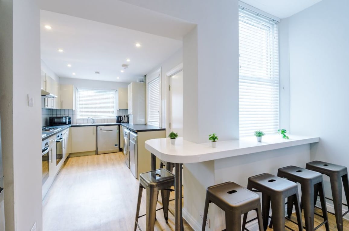 14 Fairfield Road