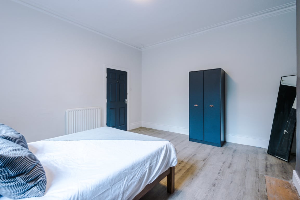 13 Stratford Road