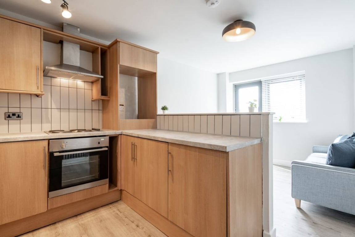 Flat 4 The Square, 1 Falconar Street