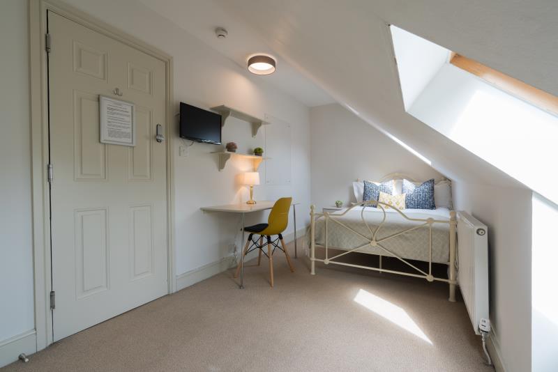 111b Richmond Road
