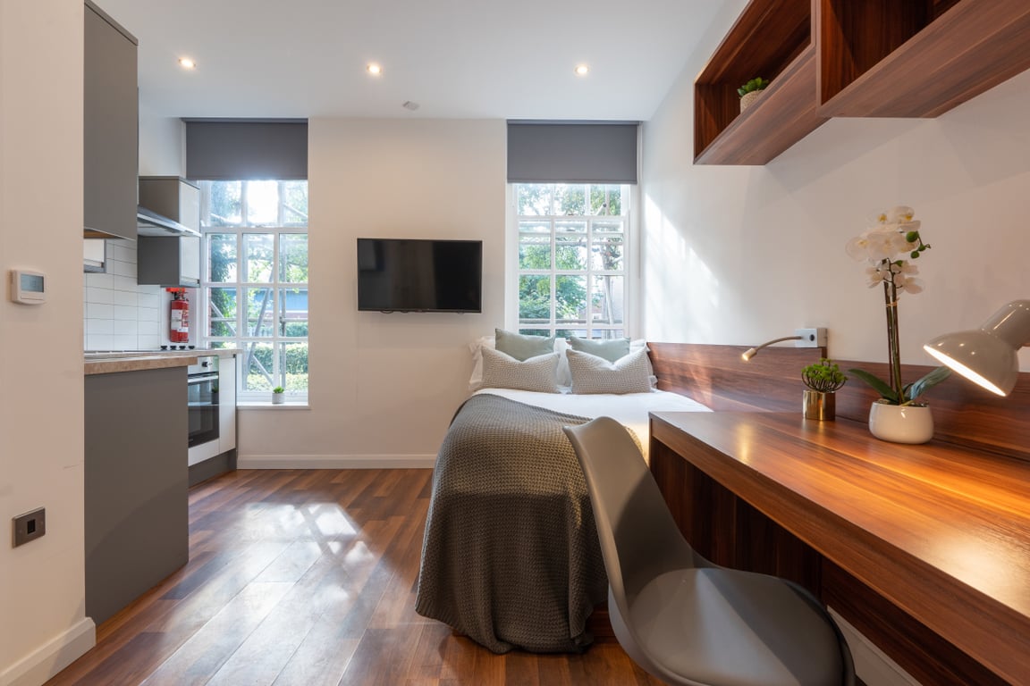 Studio 8, A Jesmond View