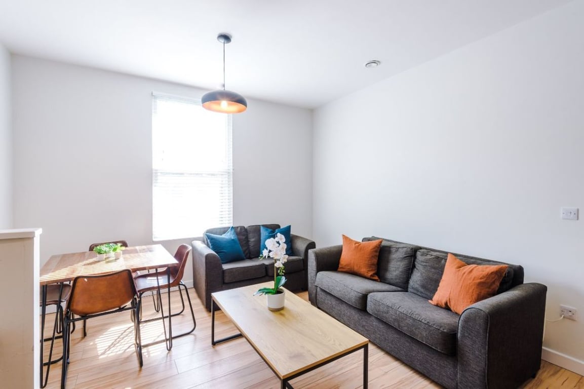 Flat 4 Sanderson House, 107 Jesmond Road