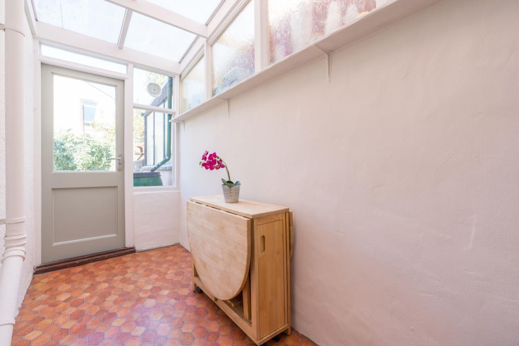103 Bath Road