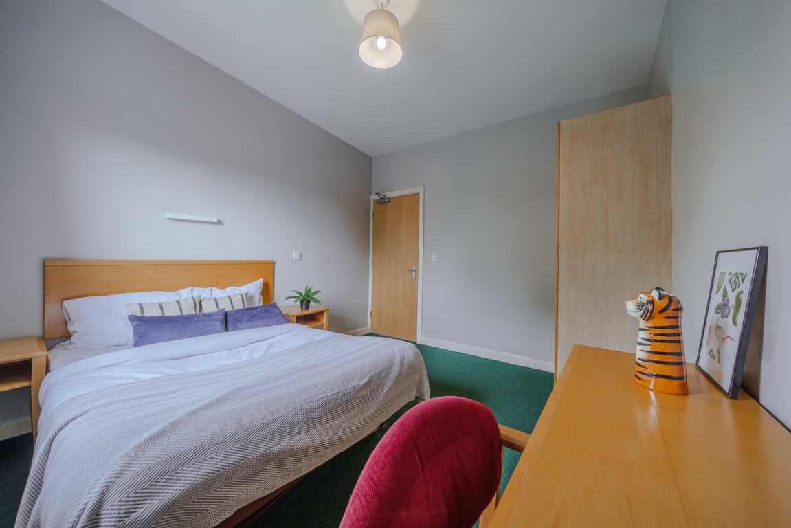 Flat 72, Mayfair Court