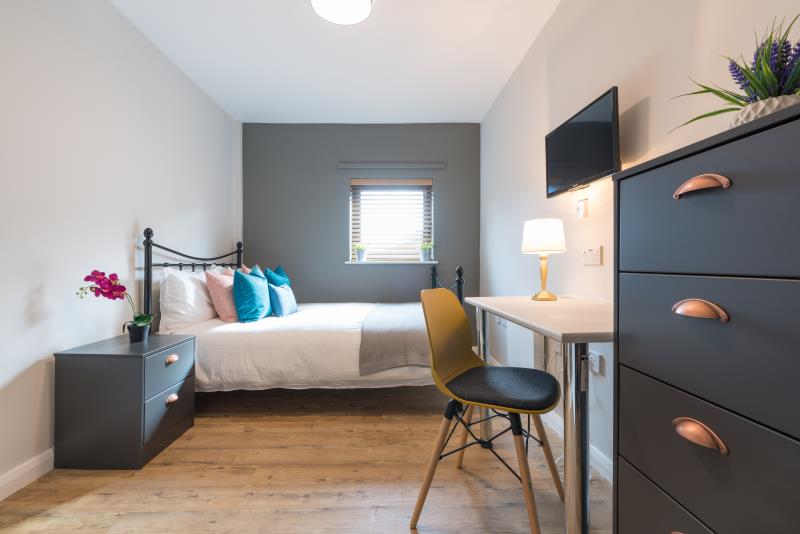 Flat 5, Byron Lofts