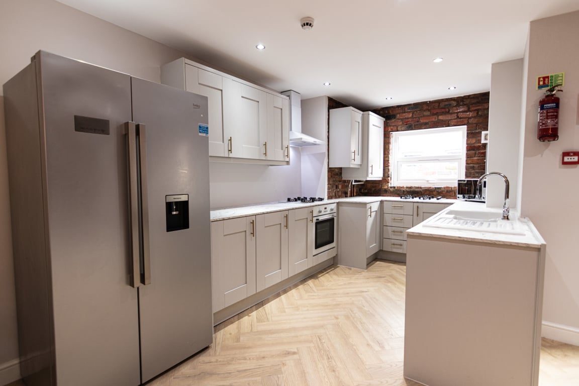 27 Langton Road