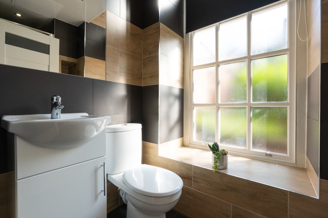 Studio 7, A Jesmond View