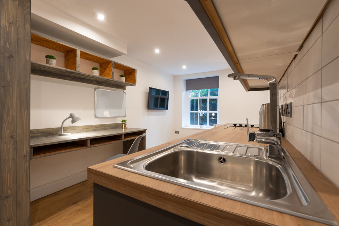 Studio 2, A Jesmond View