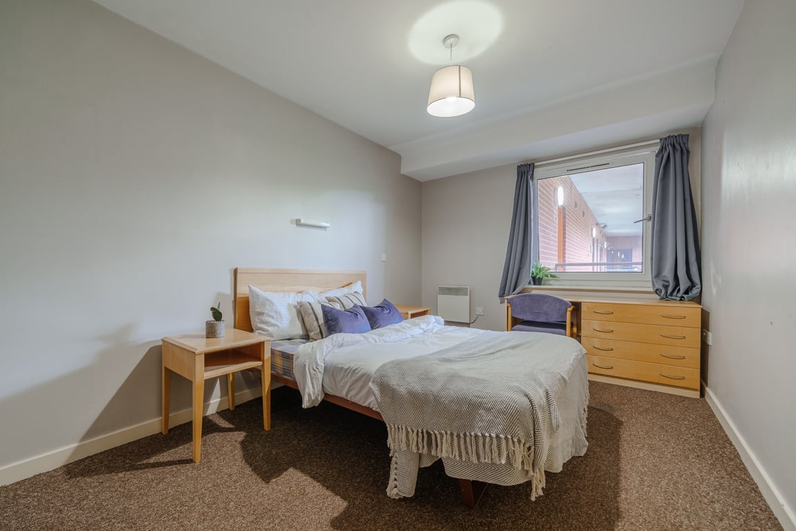 Flat 71, Mayfair Court
