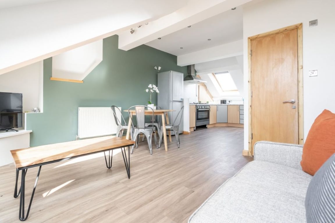 Flat 4 26 Eslington Terrace