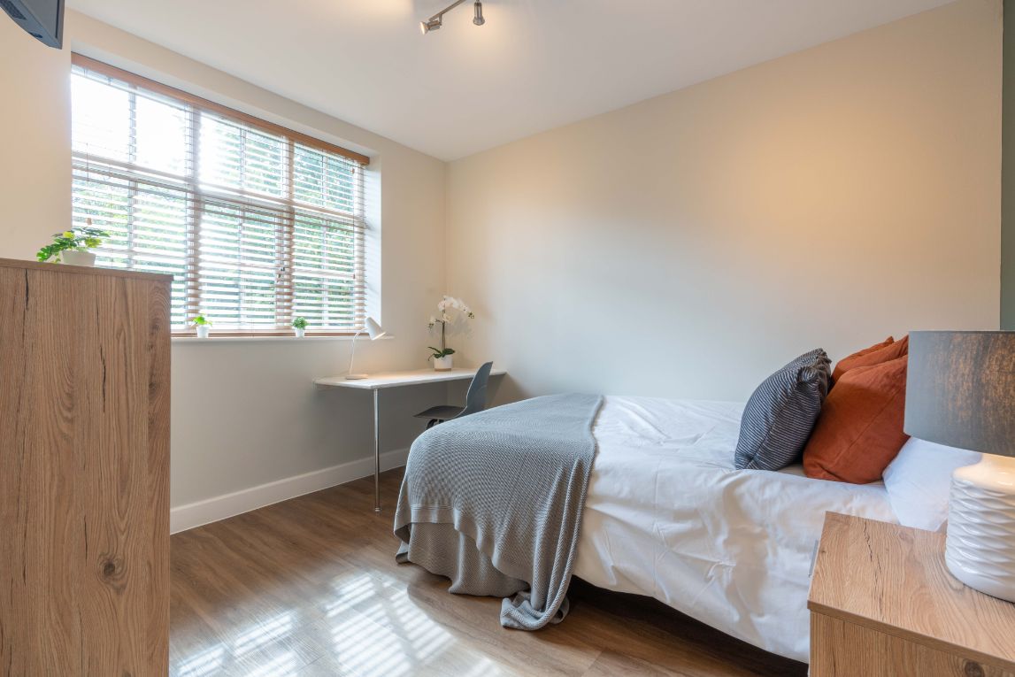 Flat 7 Shiners Yard, 123 Jesmond Road