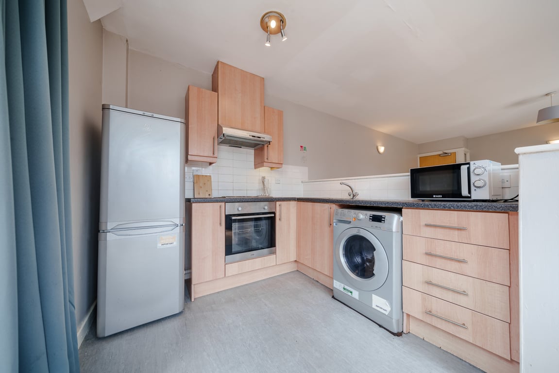 Flat 7, Mayfair Court