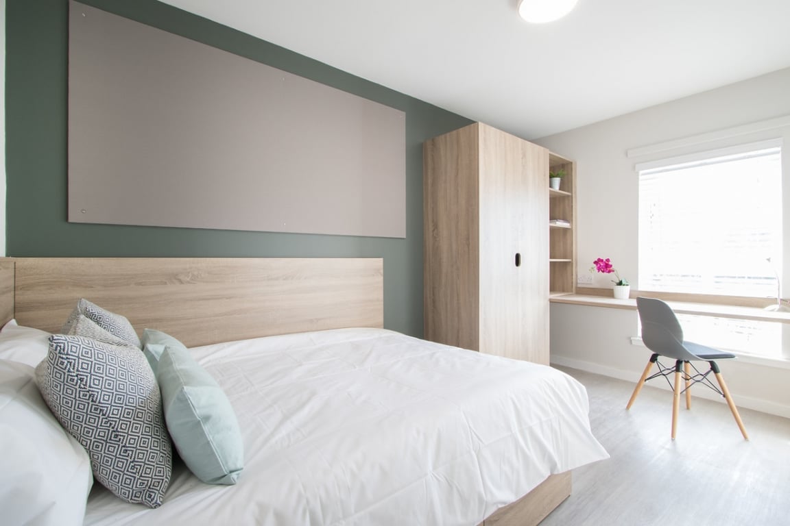 Flat 5, 7 Morrison Circus