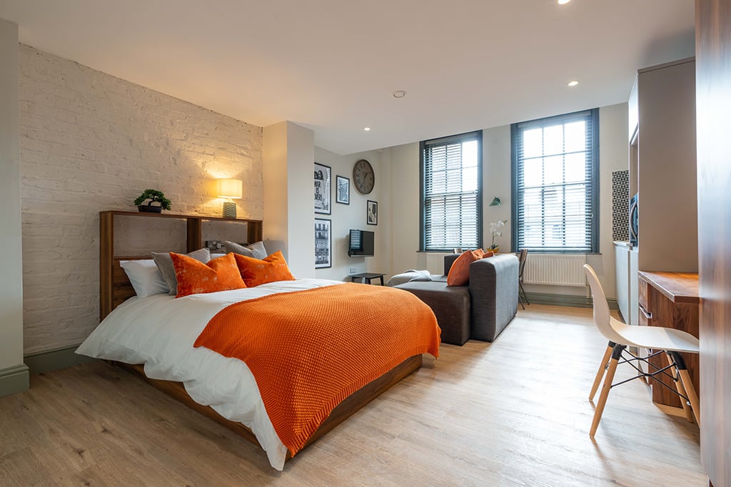 Flat 6, 76 Mount Pleasant