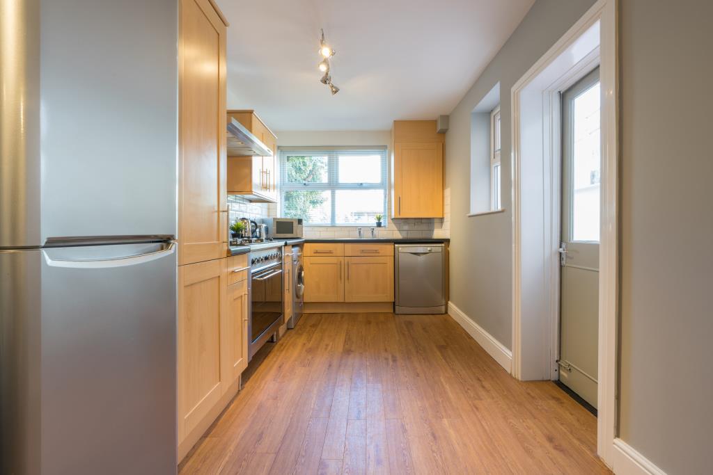 103 Bath Road