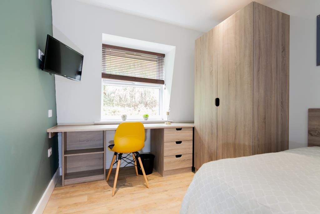 Flat 7, 42 Bankfield Road