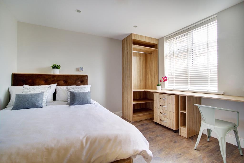 Flat G, Park View