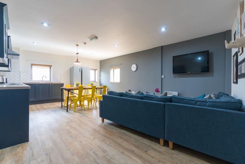 Flat 2, Byron Lofts
