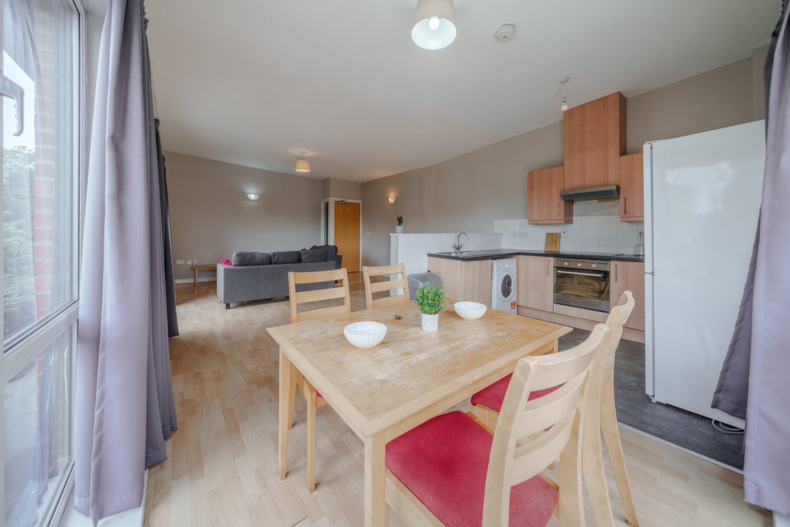 Flat 72, Mayfair Court